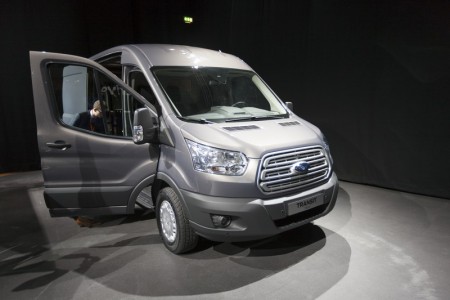 yeni ford transit