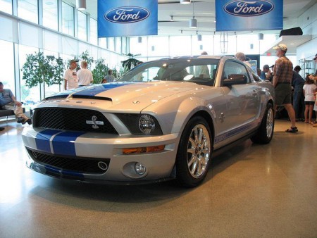 FORD (MUSTANG)